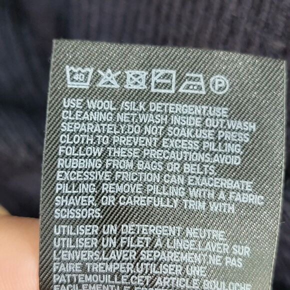 Bundle of x3 Uniqlo Navy Blue, Gray & Black 100% Cotton Long Sleeves Size Small - Picture 5 of 9